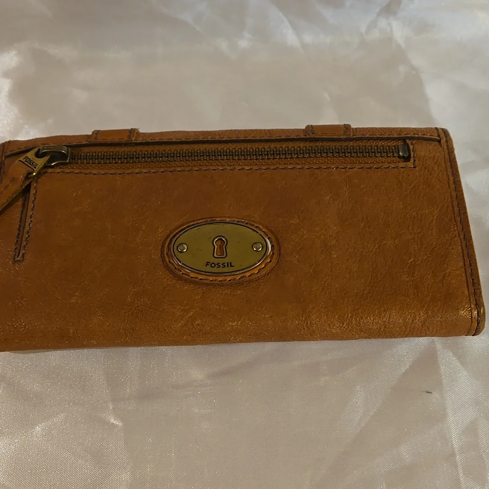 Fossil Brown Leather Wallet - Picture 7 of 7